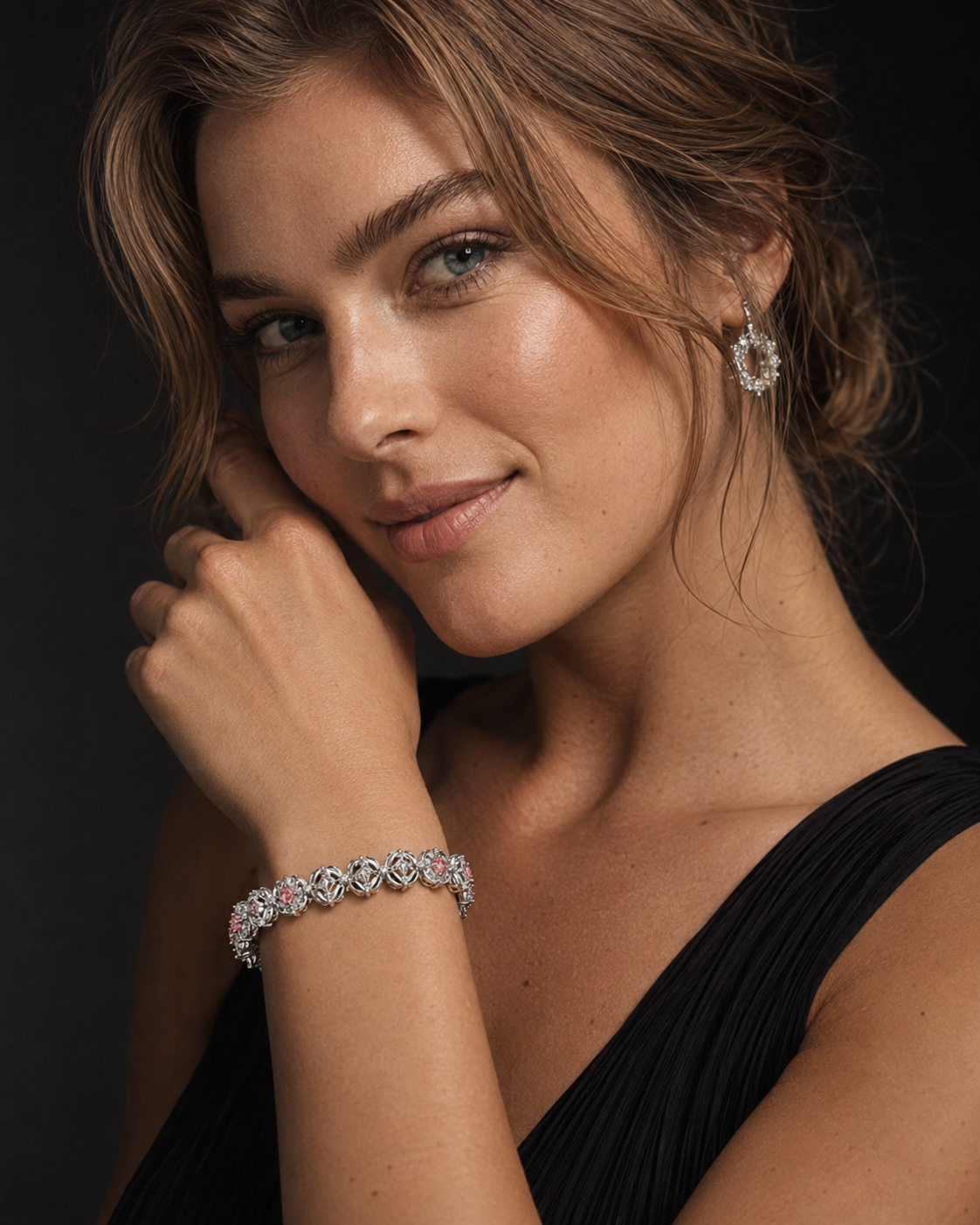 Aurelia Royale White Gold Diamond Statement Bracelet with Labgrown Diamond Accents