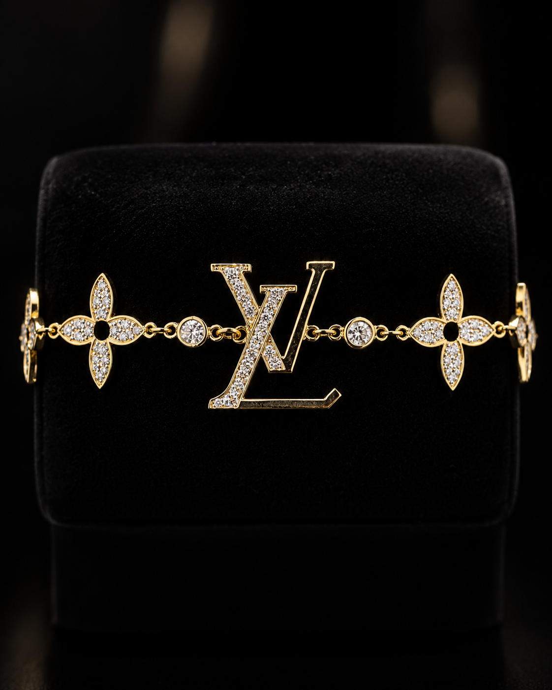 Aurelia Royale Designer Initial Bracelet with Labgrown Diamond Accents