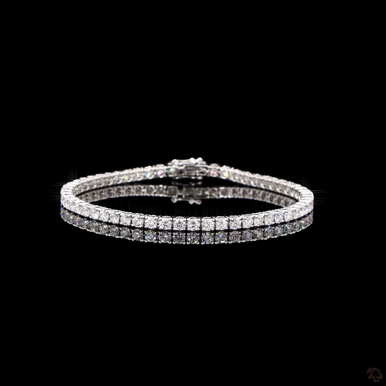Aurelia Royale White Gold Classic Diamond Bracelet with Labgrown Diamond Accents