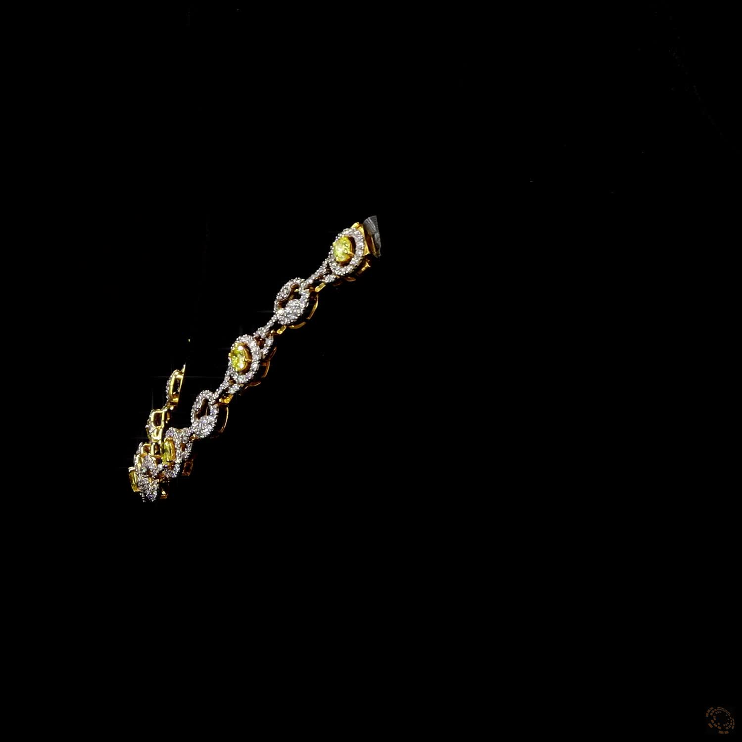 Aurelia Royale Gold Green Stone Necklace with Labgrown Diamond Accents