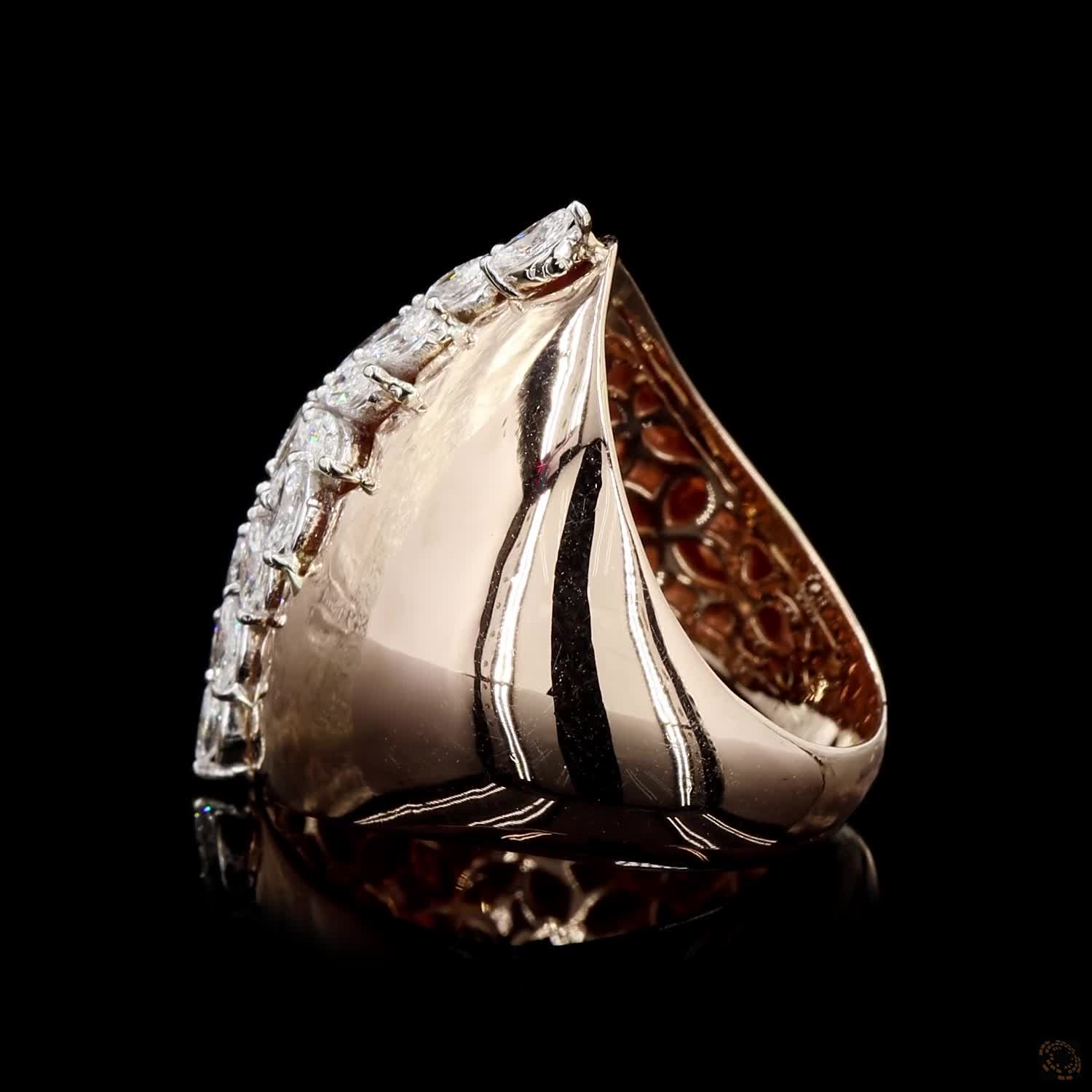 Aurelia Royale Sculpted Gold Statement Ring with Labgrown Diamond Accents