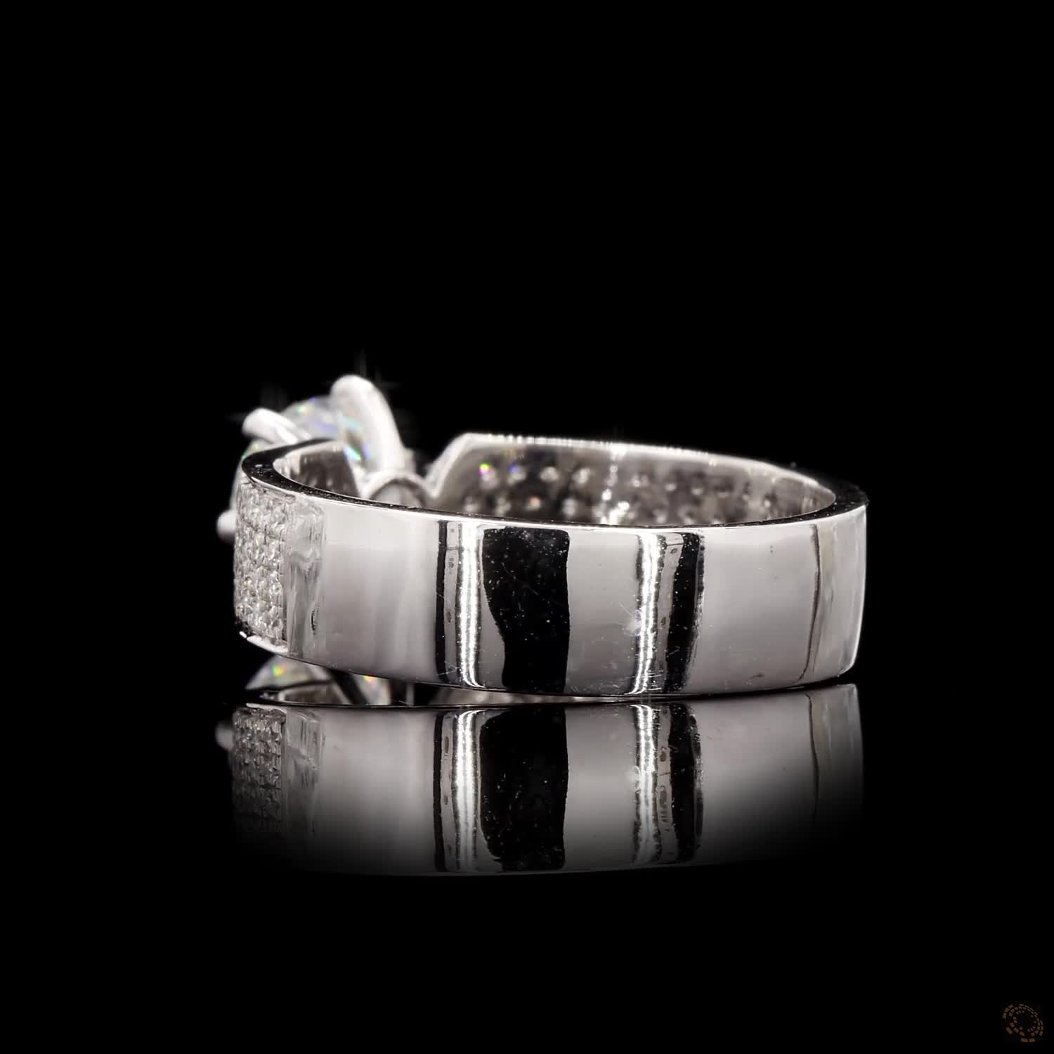 Aurelia Royale White Gold Wide Band Ring with Labgrown Diamond Accents